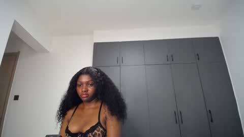 Liya online show from 8, 7, 2026
