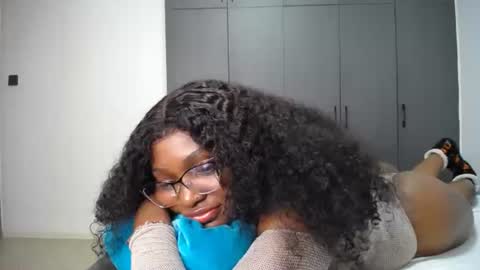 Liya online show from 11, 7, 2026