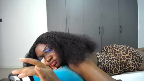 Liya online show from 14, 7, 2026