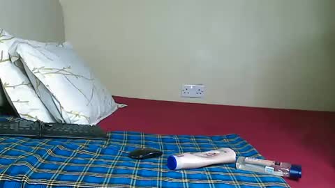 V EE online show from 11, 2, 2025