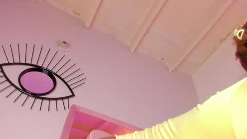 Snapshot of cute_ebonny chatting on 31, 1, 2025 Stacy online show from 31, 1, 2025