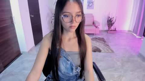 Bella Fox online show from 6, 2, 2026