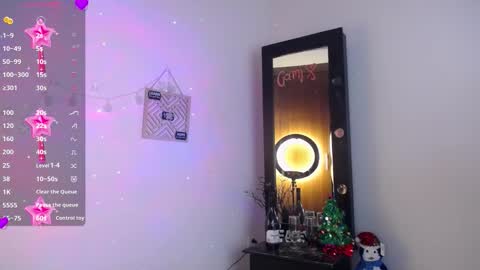 Cute horny1 online show from 13, 1, 2026