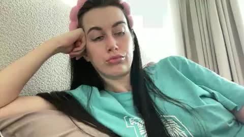 cute_kriss94 online show from 26, 4, 2026