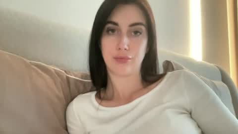 cute_kriss94 online show from 12, 6, 2026