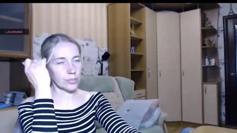 cute_lion_ online show from 31, 10, 2025