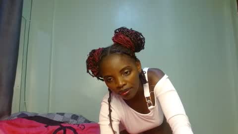 cute_lorna online show from 19, 4, 2026