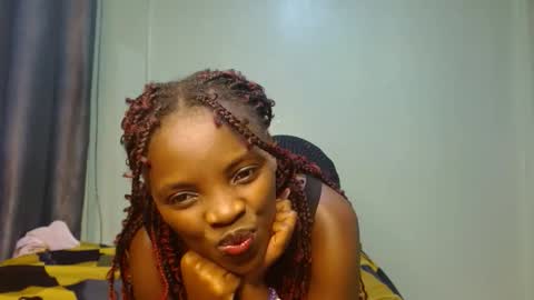 cute_lorna online show from 22, 4, 2026