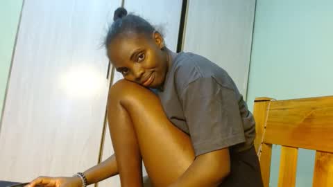 cute_lorna online show from 2, 5, 2026