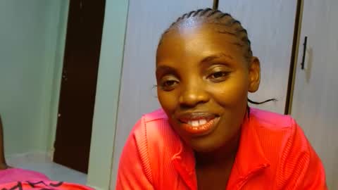 cute_lorna online show from 5, 5, 2026