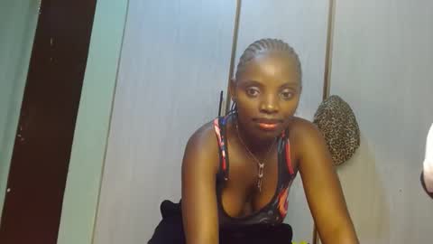 cute_lorna online show from 8, 5, 2026