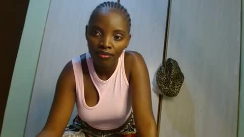cute_lorna online show from 10, 5, 2026