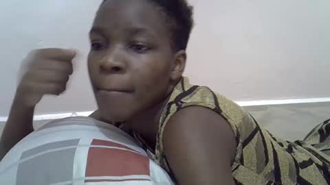cute_marion online show from 14, 2, 2025