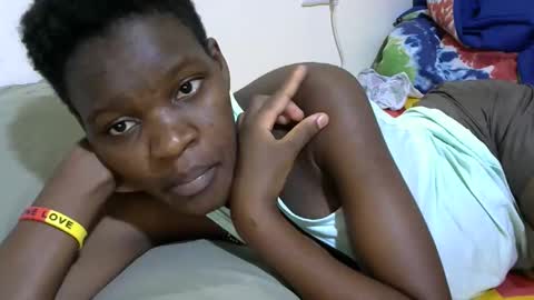 cute_marion online show from 15, 9, 2025