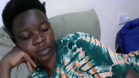 cute_marion online show from 14, 10, 2025