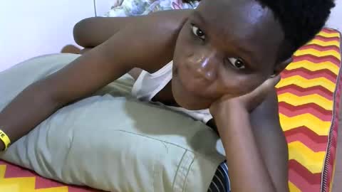 cute_marion online show from 22, 10, 2025