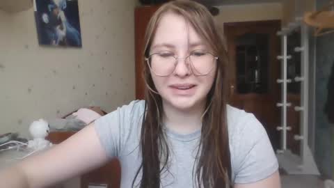 Snapshot of cute_minx chatting on 9, 3, 2025 Veronica online show from 9, 3, 2025