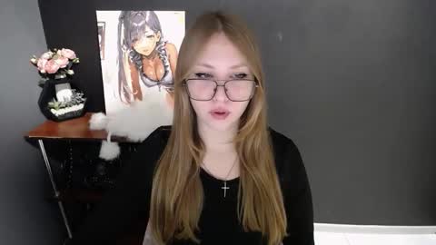 Snapshot of cute_minx chatting on 3, 12, 2025 Veronica online show from 3, 12, 2025