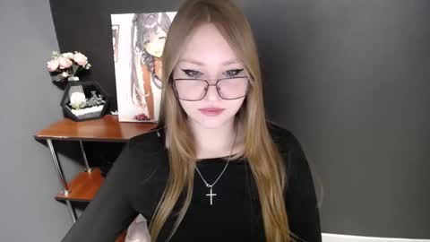 Snapshot of cute_minx chatting on 11, 2, 2026 Veronica online show from 11, 2, 2026