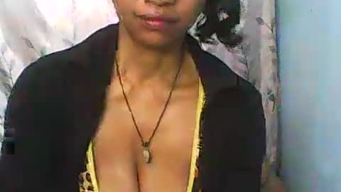 Snapshot of cute_moll chatting on 2, 12, 2024 murielle online show from 2, 12, 2024