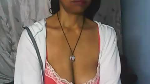 Snapshot of cute_moll chatting on 22, 9, 2025 murielle online show from 22, 9, 2025