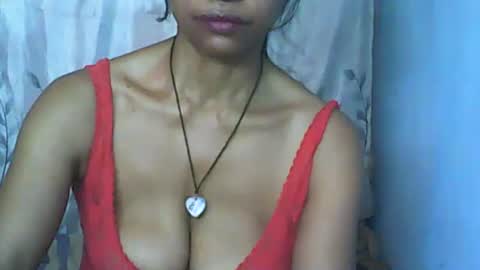 Snapshot of cute_moll chatting on 22, 10, 2025 murielle online show from 22, 10, 2025