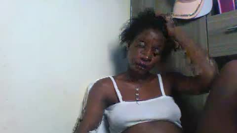 Snapshot of cute_sexy3 chatting on 19, 1, 2025 SHARON online show from 19, 1, 2025