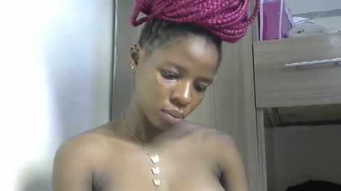 Snapshot of cute_sexy3 chatting on 7, 2, 2025 SHARON online show from 7, 2, 2025