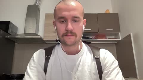 cute_skywalker online show from 20, 12, 2024