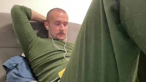 cute_skywalker online show from 21, 12, 2024