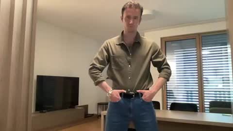 Snapshot of cute_skywalker chatting on 8, 7, 2026 cute_skywalker online show from 8, 7, 2026