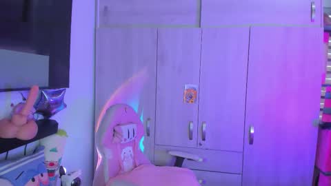 katalinda montt online show from 27, 9, 2025