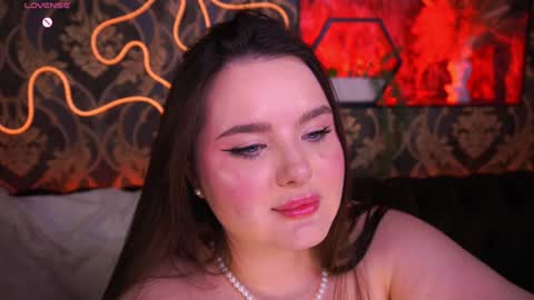 Amber online show from 2, 2, 2025