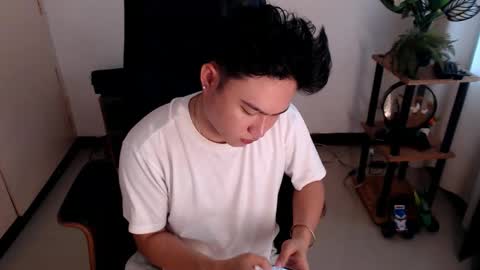 Snapshot of cuteasianlee chatting on 12, 1, 2026 cuteasianlee online show from 12, 1, 2026