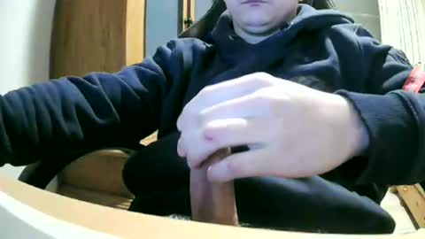 Cuteboy090 online show from 26, 1, 2025
