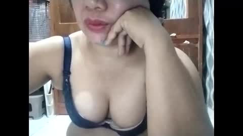 Snapshot of cutechey06 chatting on 10, 3, 2026 Sky online show from 10, 3, 2026