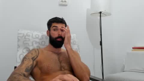 cuteeboy online show from 28, 10, 2025