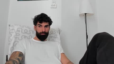 cuteeboy online show from 22, 2, 2026