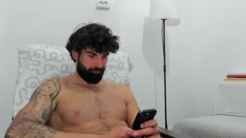 cuteeboy online show from 5, 5, 2026