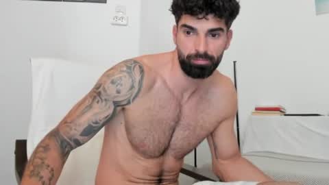 cuteeboy online show from 30, 6, 2026