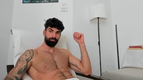 cuteeboy online show from 10, 7, 2026