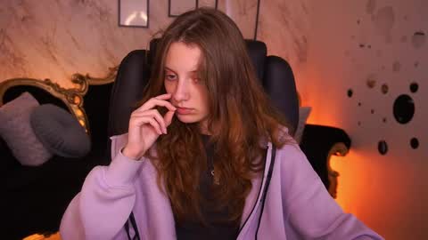 Foxy online show from 8, 5, 2026