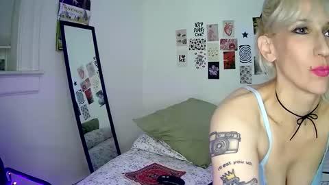 Bella online show from 25, 11, 2025