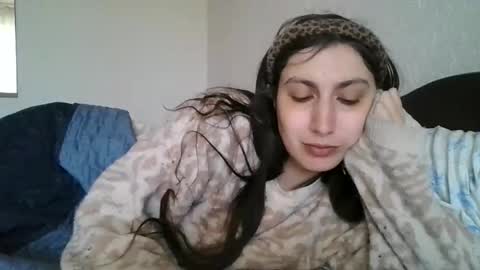 cutekattie online show from 8, 4, 2026