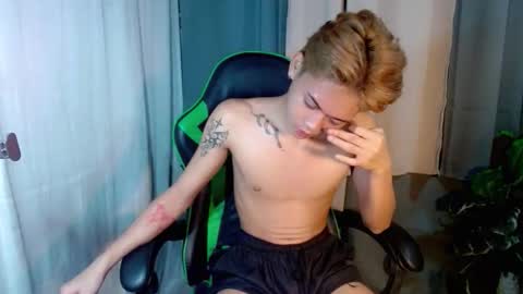 Snapshot of cuteleemoreno chatting on 4, 2, 2026 cuteleemoreno online show from 4, 2, 2026