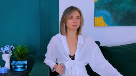 cutemirage online show from 18, 10, 2025