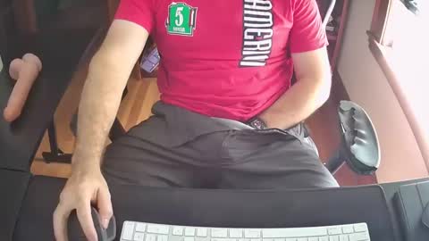 Snapshot of cutenerd15 chatting on 30, 9, 2025 cutenerd15 online show from 30, 9, 2025