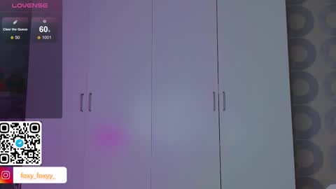 Snapshot of cuteroxyfoxyy chatting on 3, 12, 2025 Roxy online show from 3, 12, 2025