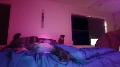 mary mack online show from 23, 11, 2025