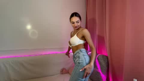 Alina online show from 1, 3, 2026